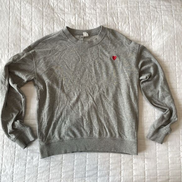 H&M DIVIDED Heart Embroidered Gray Sweatshirt Crewneck Pullover Size Small S - Picture 1 of 11